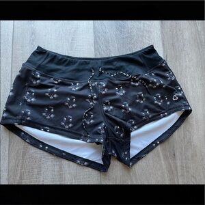 Tititka Active Couture Cat Face Print Shorts Size 6